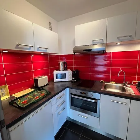 In The Heart Of Les Pins Sea View Apartment
